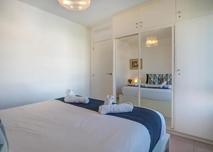 Appartement Balmins White By Hello Homes *