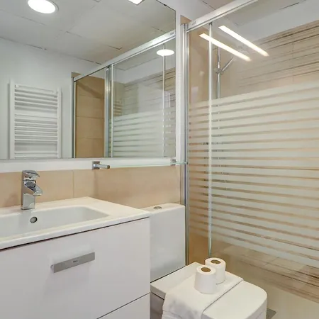 Apartment Balmins White By Hello Homes