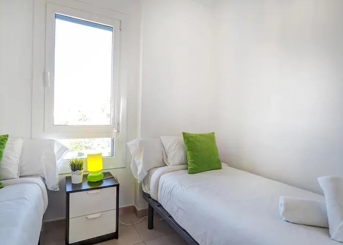 Balmins White By Hello Homes Сиджес