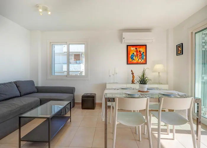 Balmins White By Hello Homes *