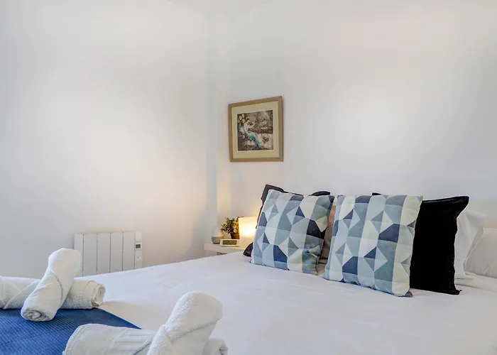 Balmins White By Hello Homes * Сиджес