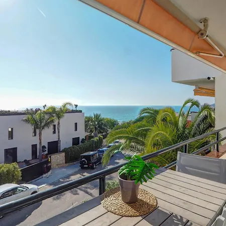 Balmins White By Hello Homes * سيدجيس