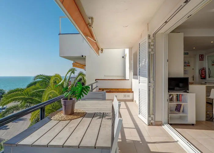 Balmins White By Hello Homes